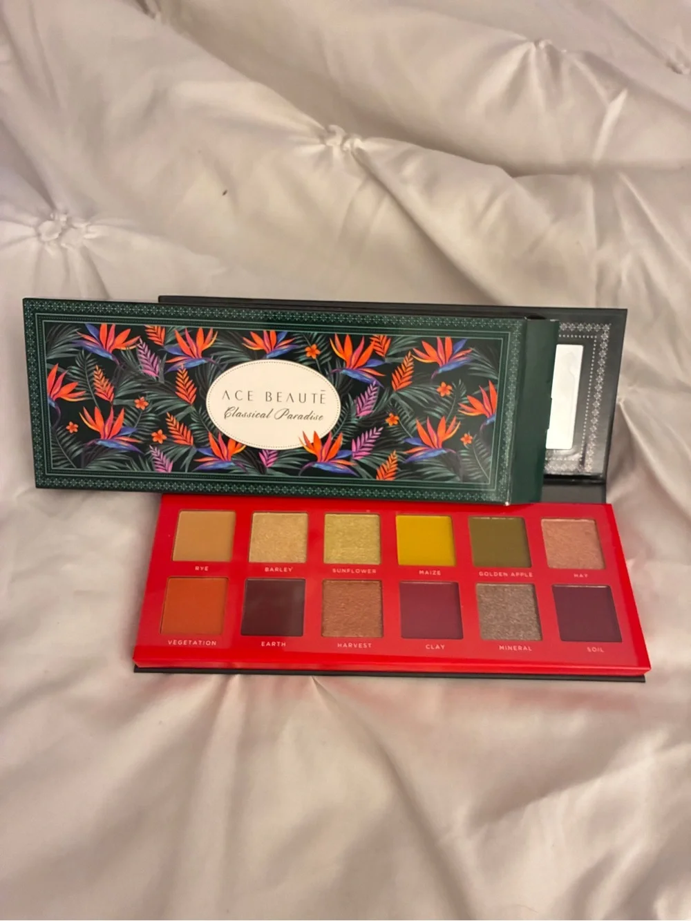 Ace Beauté Classical Paradise 12-Pan Eyeshadow Palette NIB